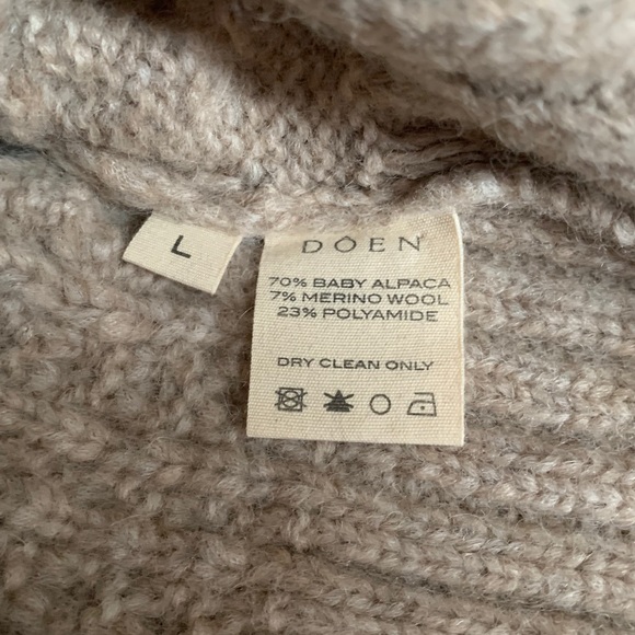 Dôen Mulberry cable knit sweater in Dune - Picture 7 of 7